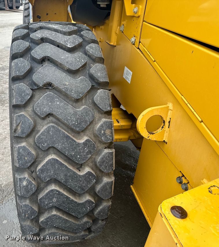 image for item EH6750 2013 John Deere 544K wheel loader