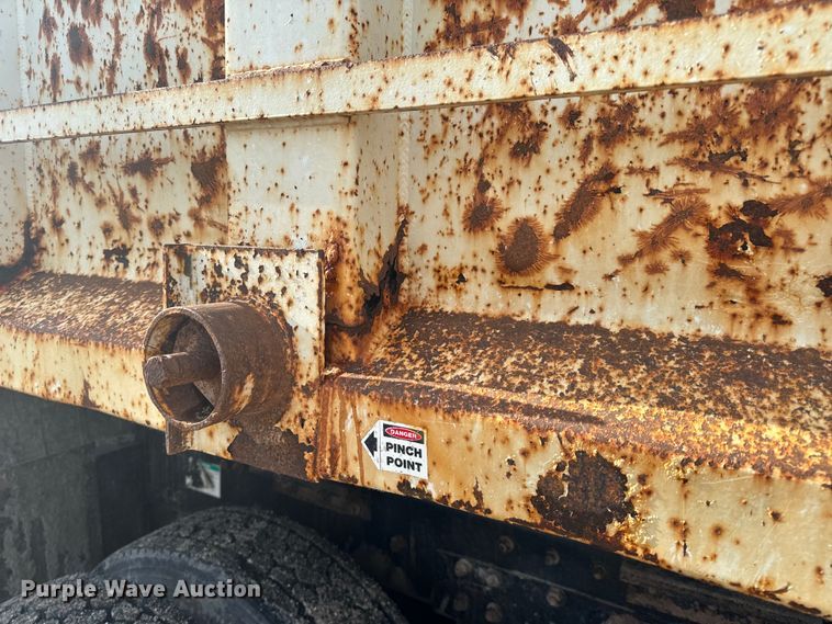 image for item EH6753 1999 Freightliner FL80 dump truck