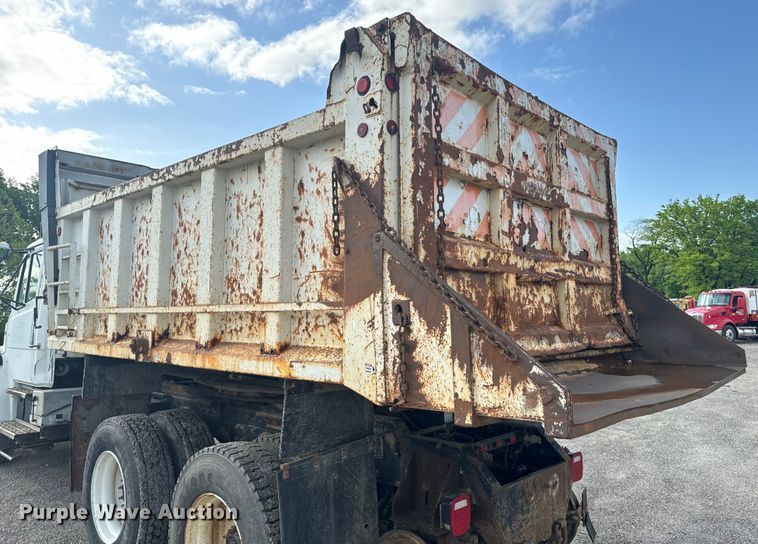 image for item EH6753 1999 Freightliner FL80 dump truck