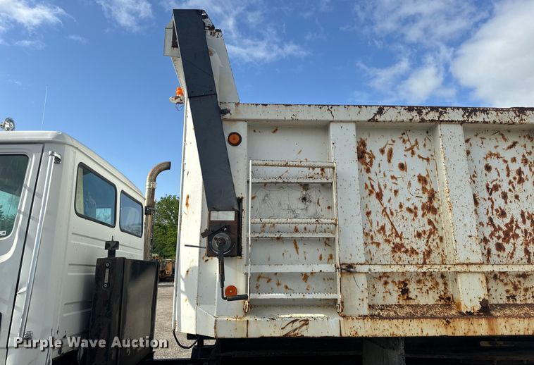 image for item EH6753 1999 Freightliner FL80 dump truck