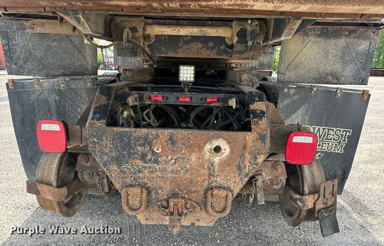 image for item EH6753 1999 Freightliner FL80 dump truck