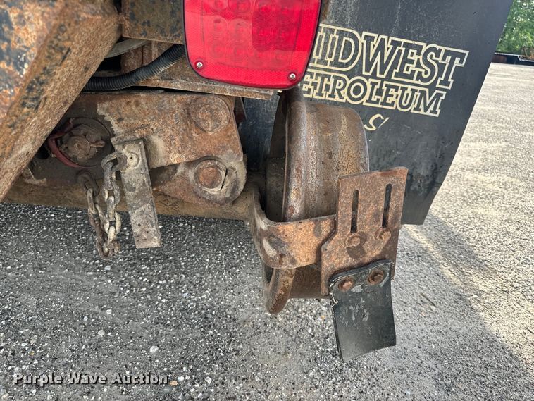 image for item EH6753 1999 Freightliner FL80 dump truck