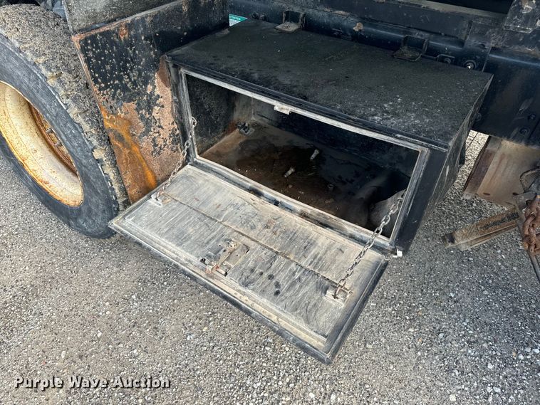 image for item EH6753 1999 Freightliner FL80 dump truck