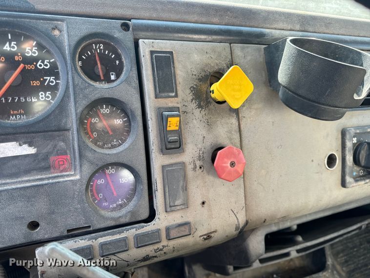 image for item EH6753 1999 Freightliner FL80 dump truck