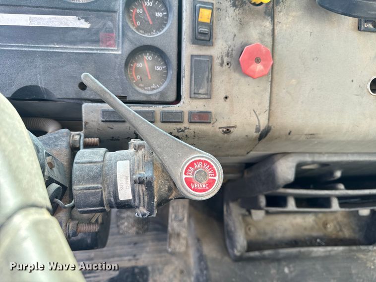 image for item EH6753 1999 Freightliner FL80 dump truck