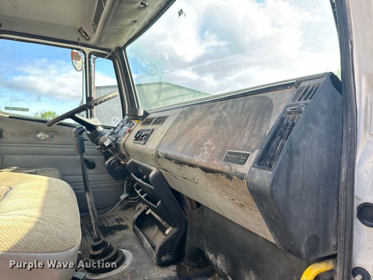 image for item EH6753 1999 Freightliner FL80 dump truck