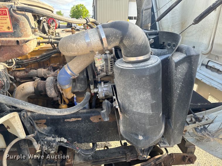image for item EH6753 1999 Freightliner FL80 dump truck