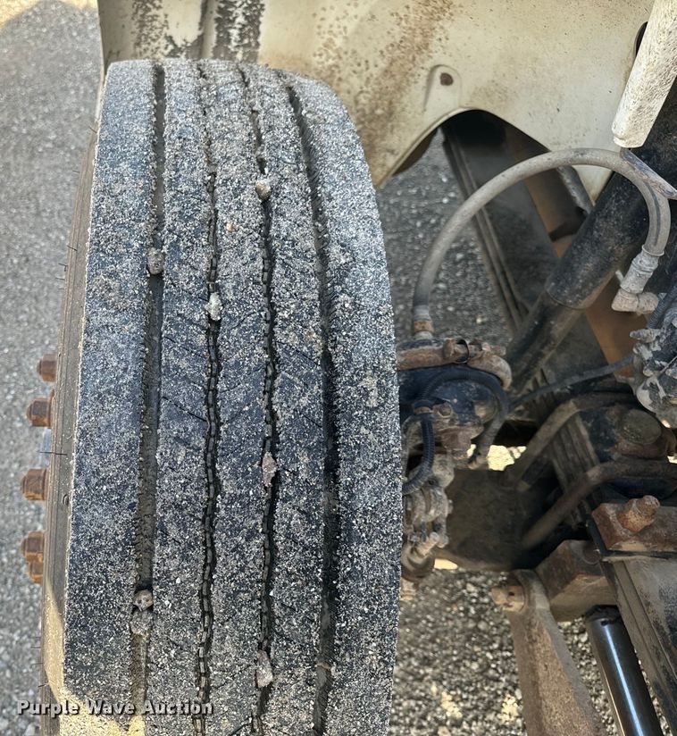 image for item EH6753 1999 Freightliner FL80 dump truck