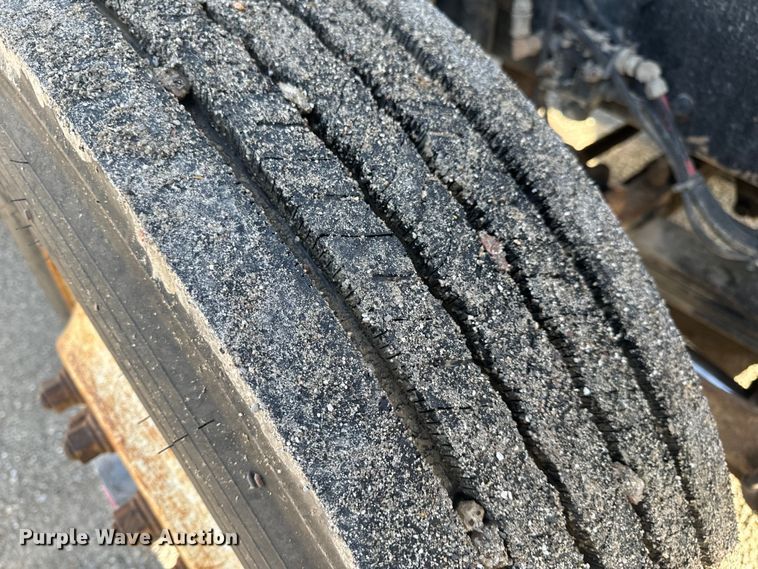 image for item EH6753 1999 Freightliner FL80 dump truck