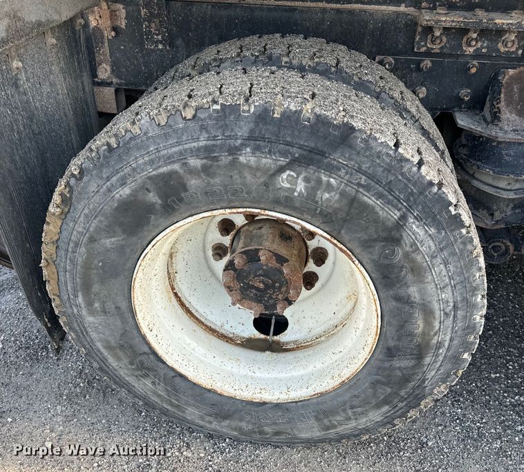 image for item EH6753 1999 Freightliner FL80 dump truck