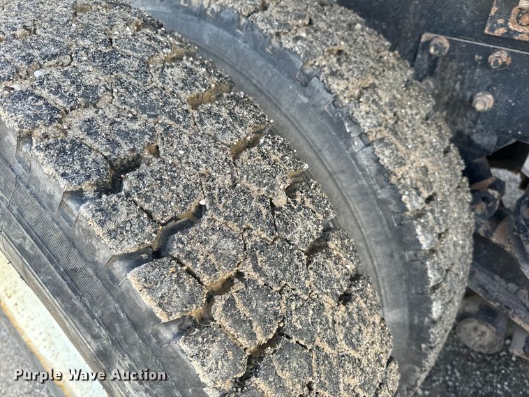 image for item EH6753 1999 Freightliner FL80 dump truck