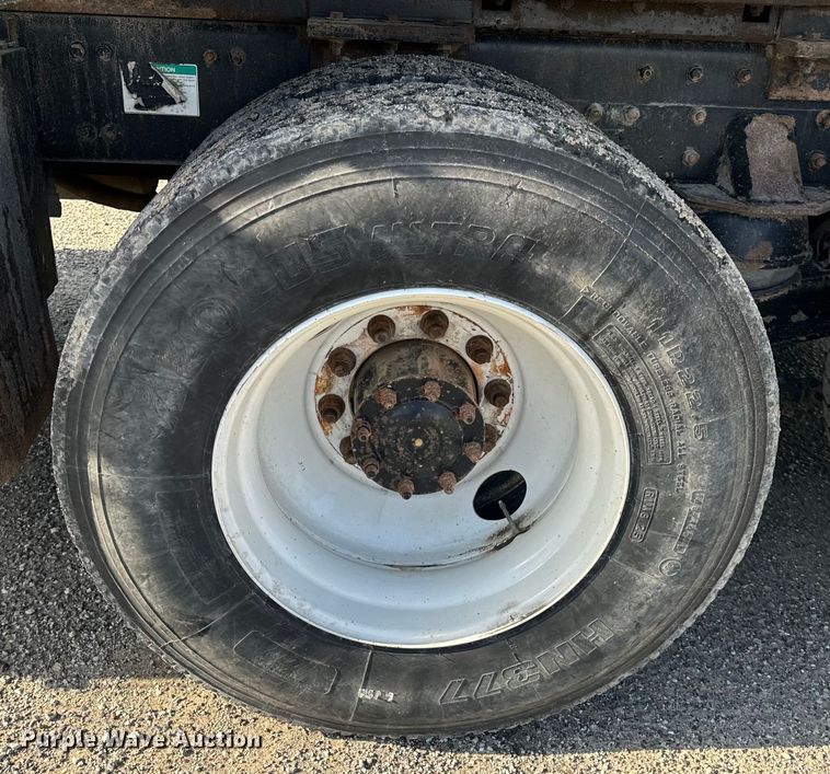 image for item EH6753 1999 Freightliner FL80 dump truck