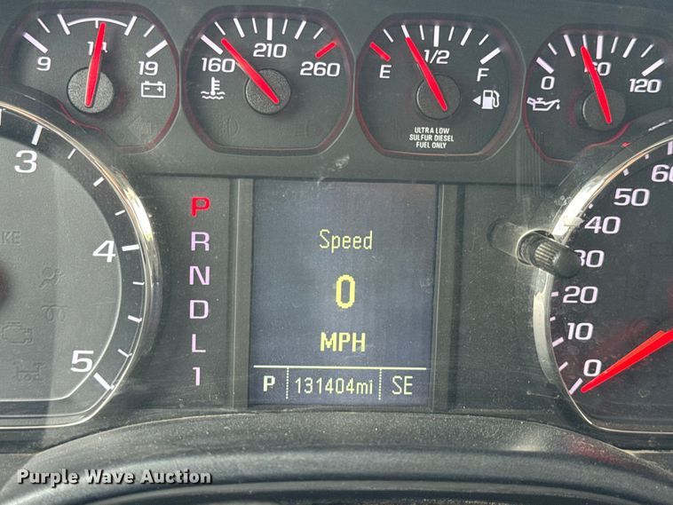 image for item EH6756 2019 Chevrolet Silverado 6500HD flatbed truck