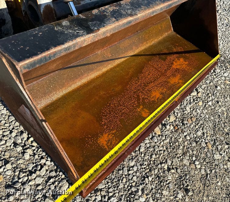 image for item EH6760 2015 John Deere 320E skid steer loader