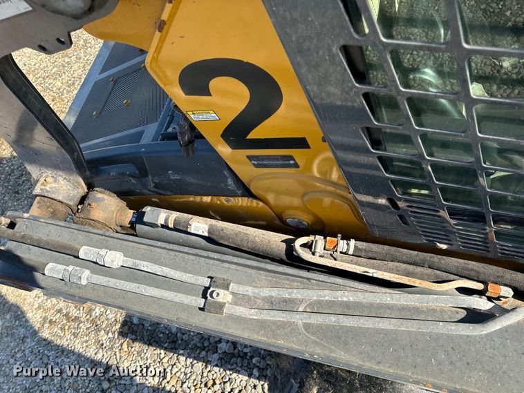 image for item EH6760 2015 John Deere 320E skid steer loader