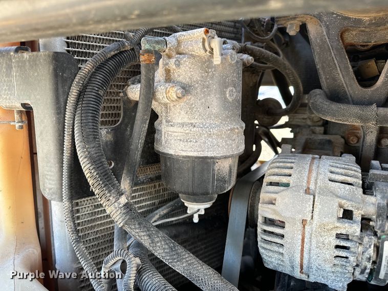 image for item EH6760 2015 John Deere 320E skid steer loader