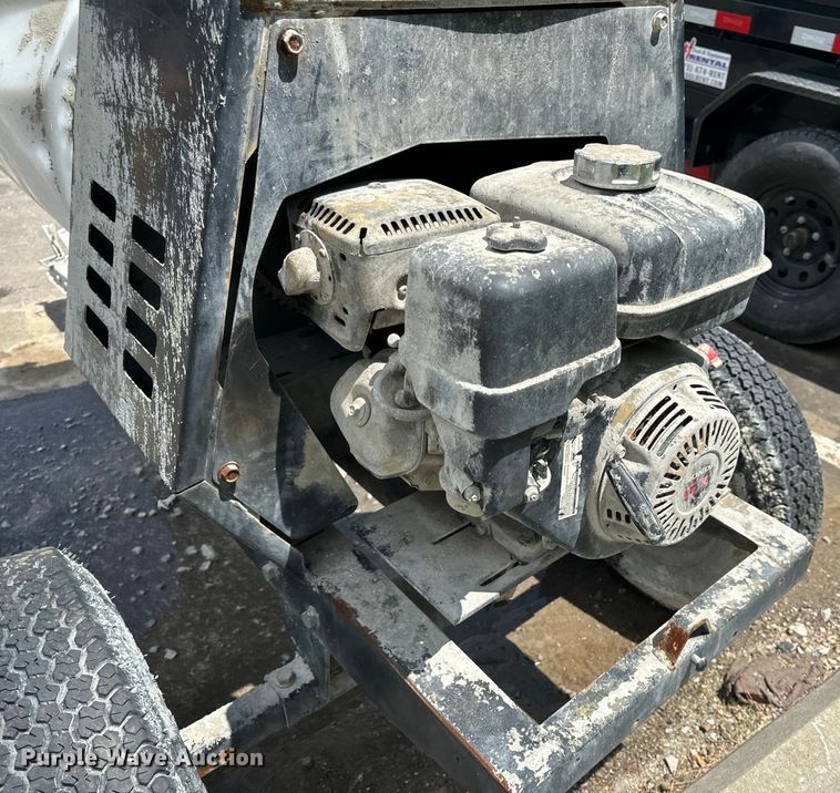 image for item EH6777 2017 Toro 68021 MM-858H-P mortar mixer