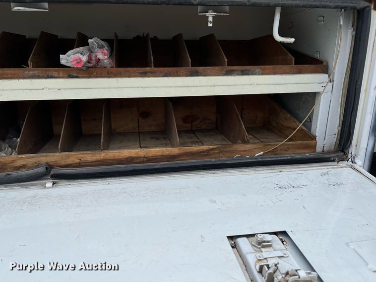 image for item EI0605 2011 International DuraStar 4300 bucket truck