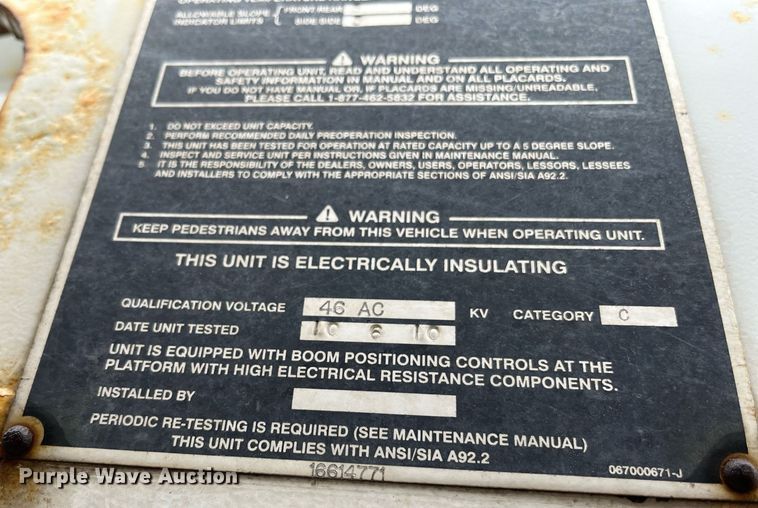 image for item EI0605 2011 International DuraStar 4300 bucket truck