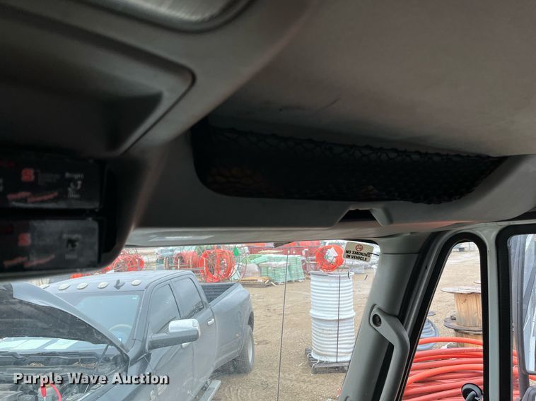 image for item EI0605 2011 International DuraStar 4300 bucket truck