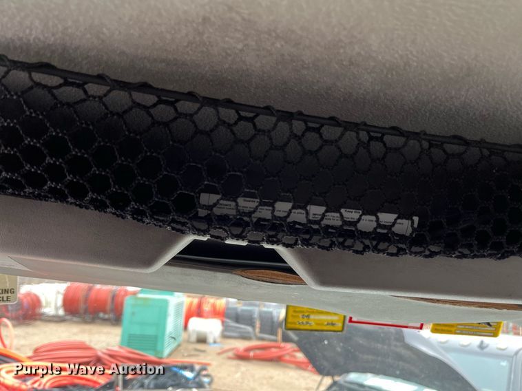 image for item EI0605 2011 International DuraStar 4300 bucket truck