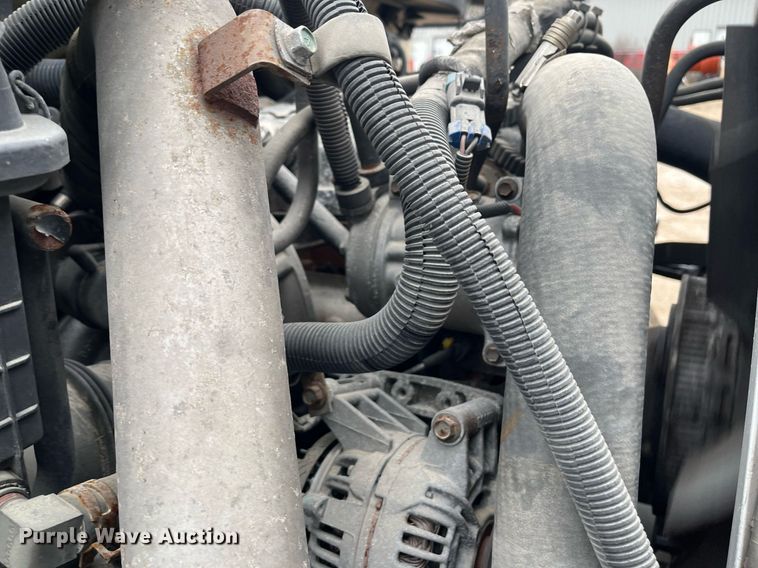 image for item EI0605 2011 International DuraStar 4300 bucket truck