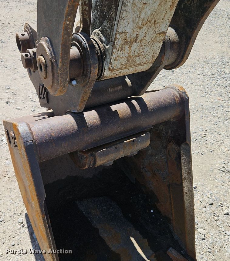 image for item EI3803 2016 Takeuchi TB280FR mini excavator