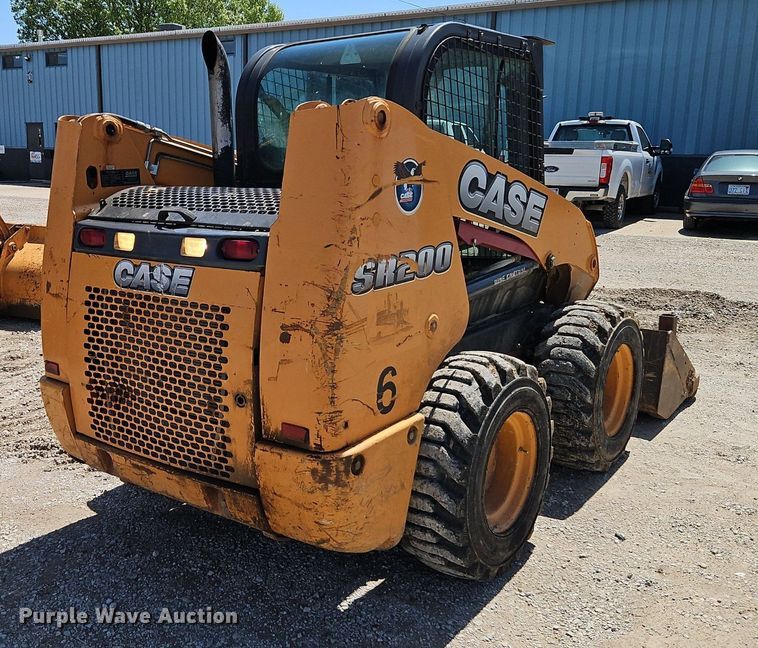 image for item EI3807 2012 Case SR200 skid steer loader
