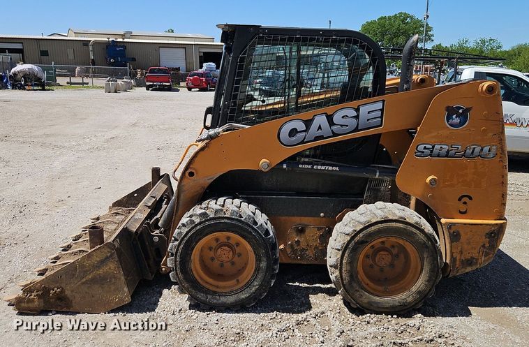 image for item EI3807 2012 Case SR200 skid steer loader
