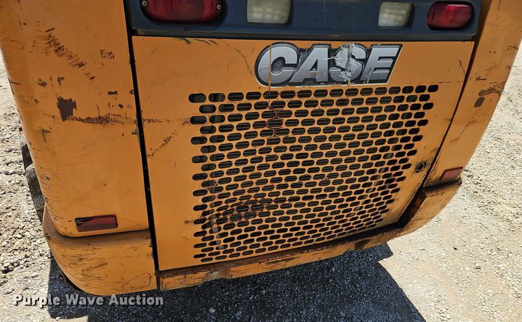 image for item EI3807 2012 Case SR200 skid steer loader