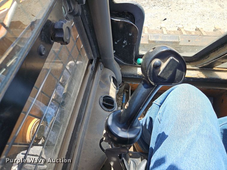 image for item EI3807 2012 Case SR200 skid steer loader