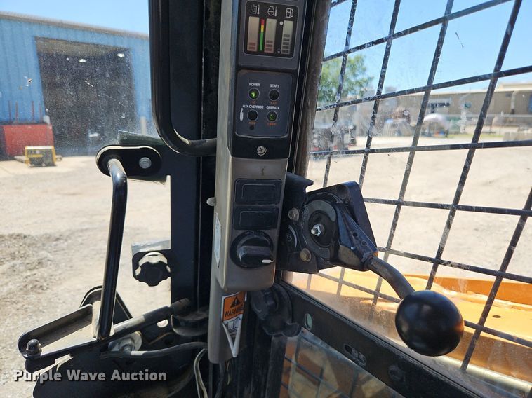 image for item EI3807 2012 Case SR200 skid steer loader