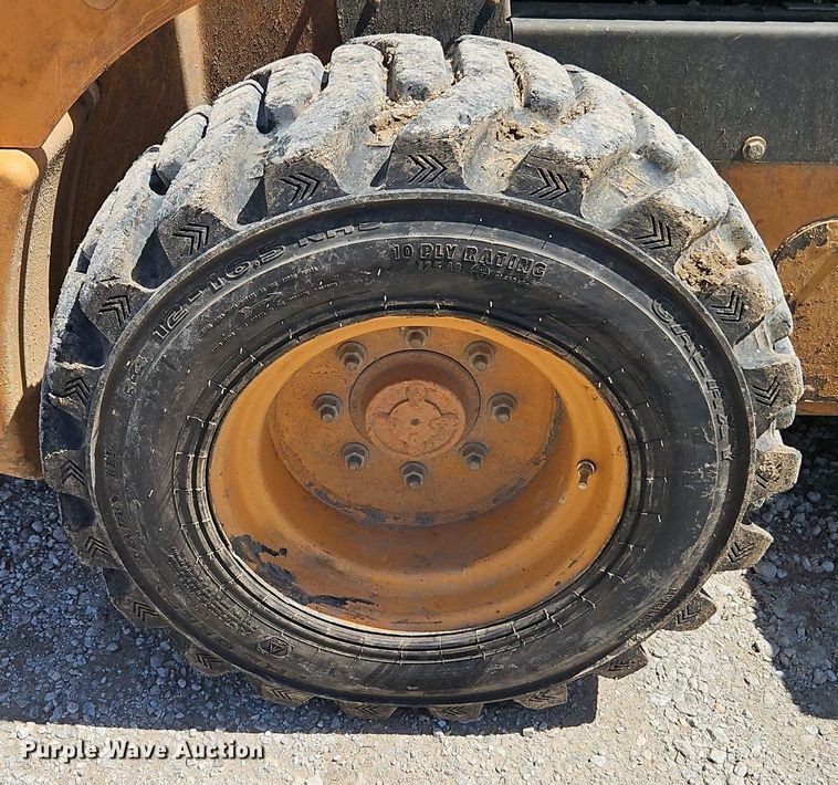 image for item EI3807 2012 Case SR200 skid steer loader