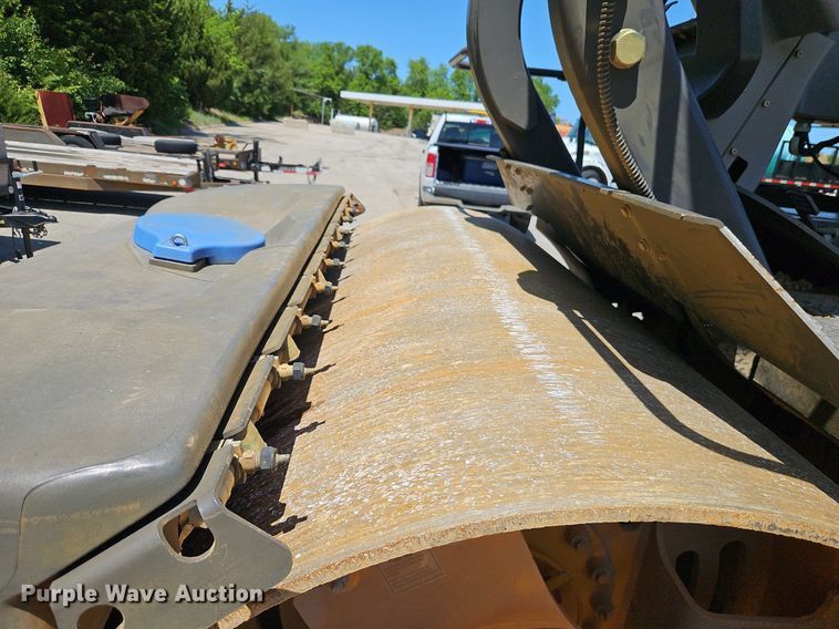 image for item EI3808 2015 Volvo DD120B double drum vibratory roller