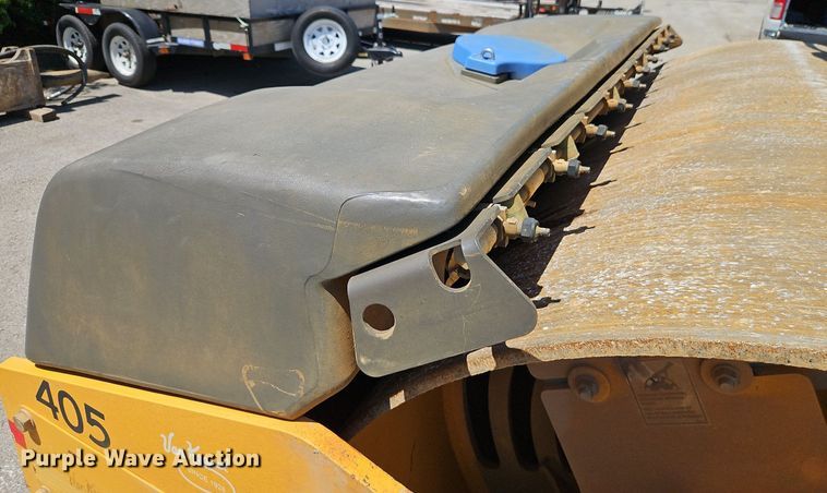 image for item EI3808 2015 Volvo DD120B double drum vibratory roller