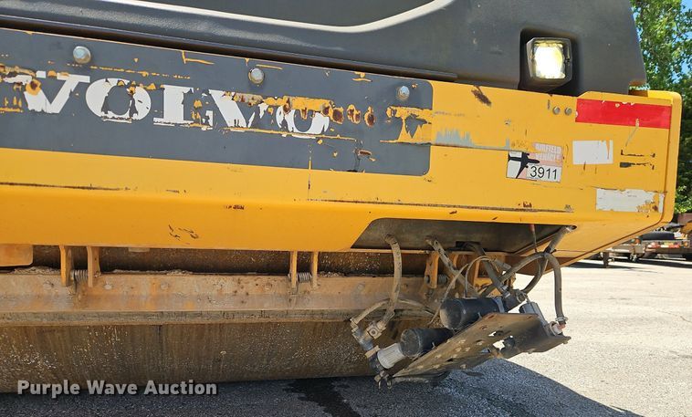 image for item EI3808 2015 Volvo DD120B double drum vibratory roller