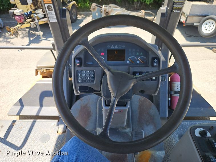 image for item EI3808 2015 Volvo DD120B double drum vibratory roller