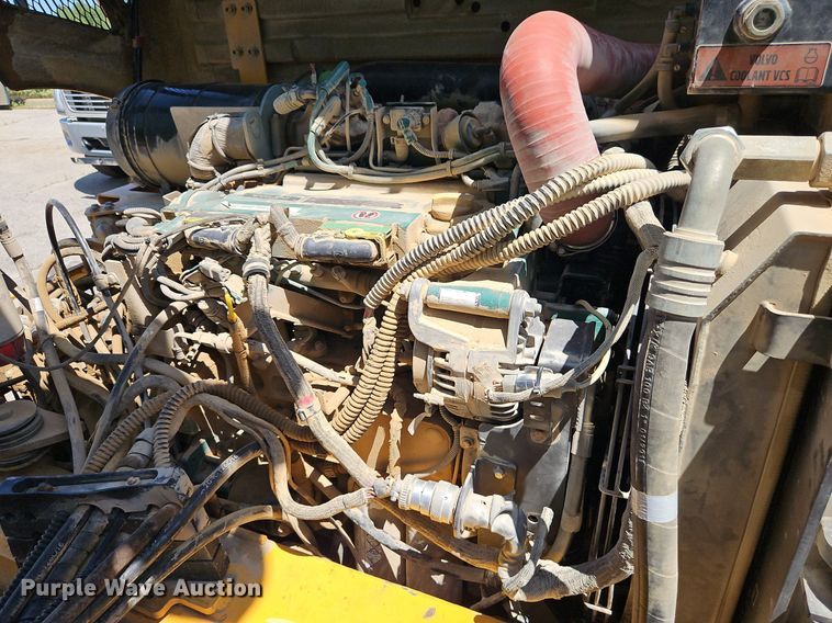 image for item EI3808 2015 Volvo DD120B double drum vibratory roller