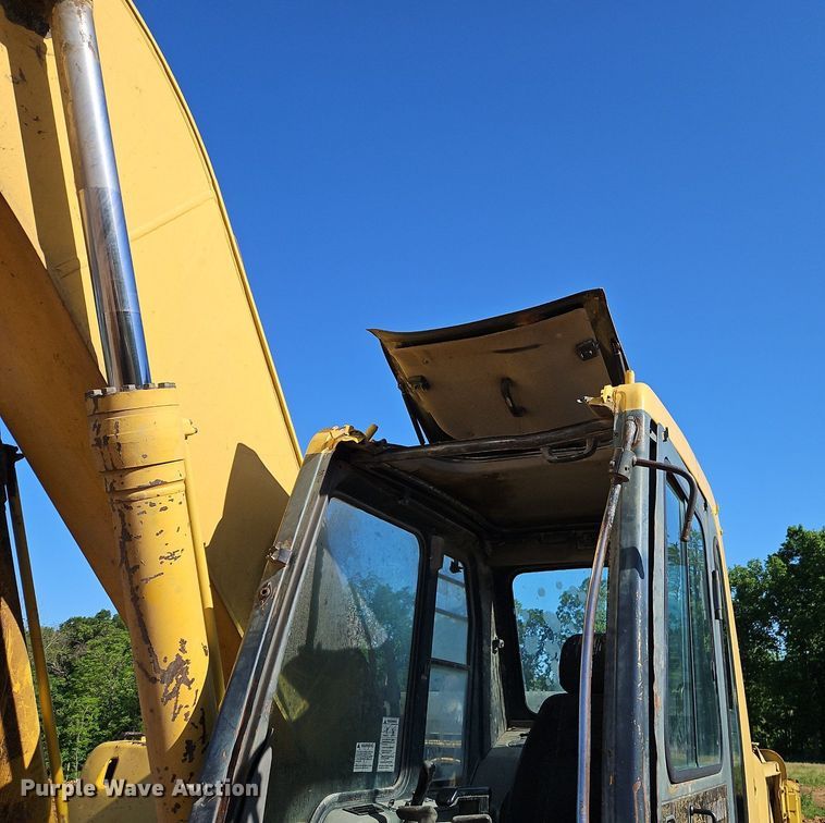 image for item EI3831 1996 Komatsu PC200-6L excavator