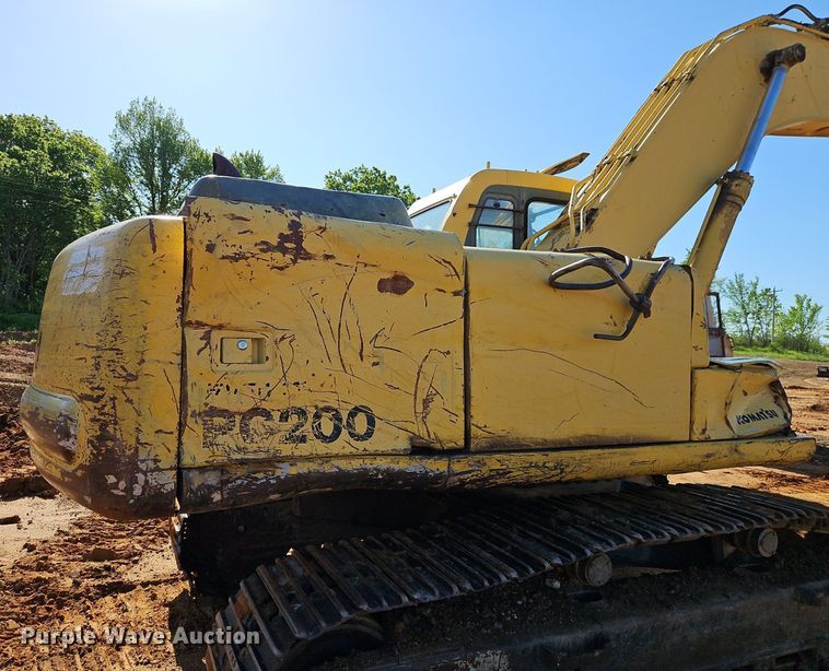 image for item EI3831 1996 Komatsu PC200-6L excavator