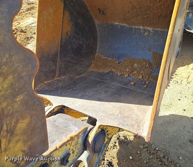 image for item EI3831 1996 Komatsu PC200-6L excavator