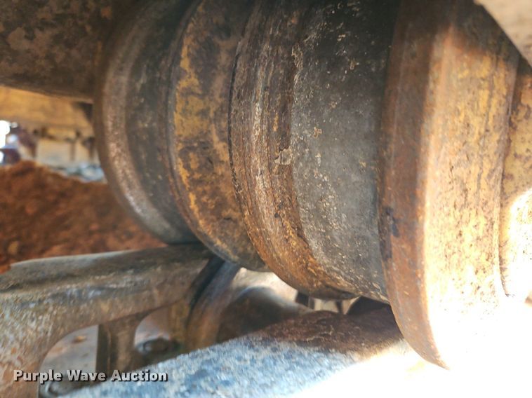 image for item EI3832 1999 Dresser  TD15E dozer