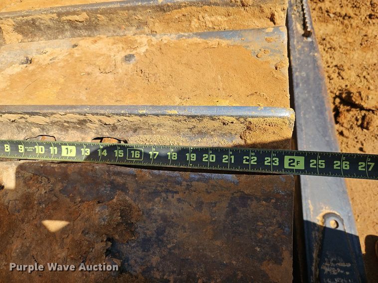 image for item EI3832 1999 Dresser  TD15E dozer