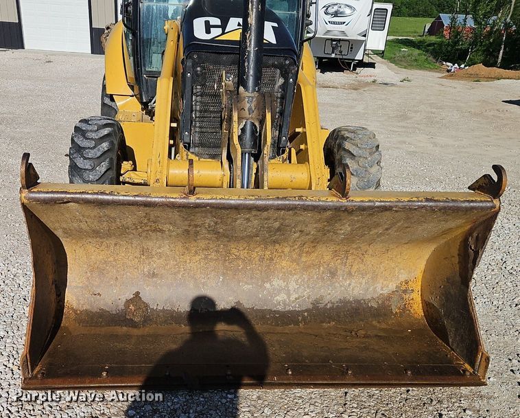 image for item EI3833 2012 Caterpillar 420E backhoe