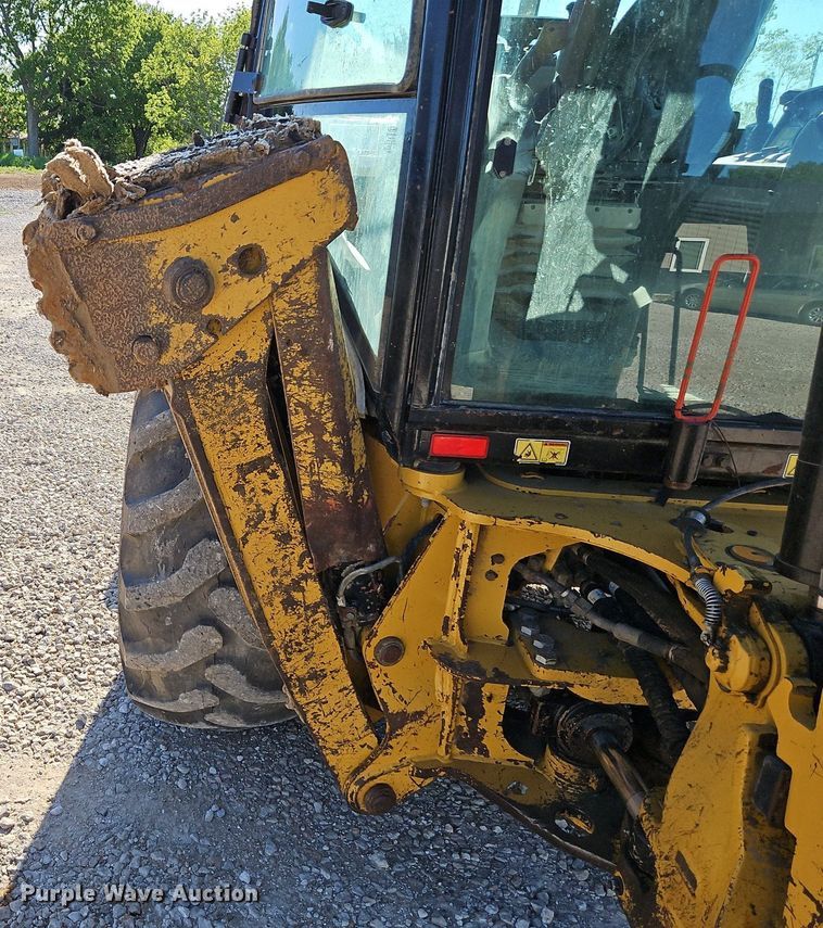 image for item EI3833 2012 Caterpillar 420E backhoe