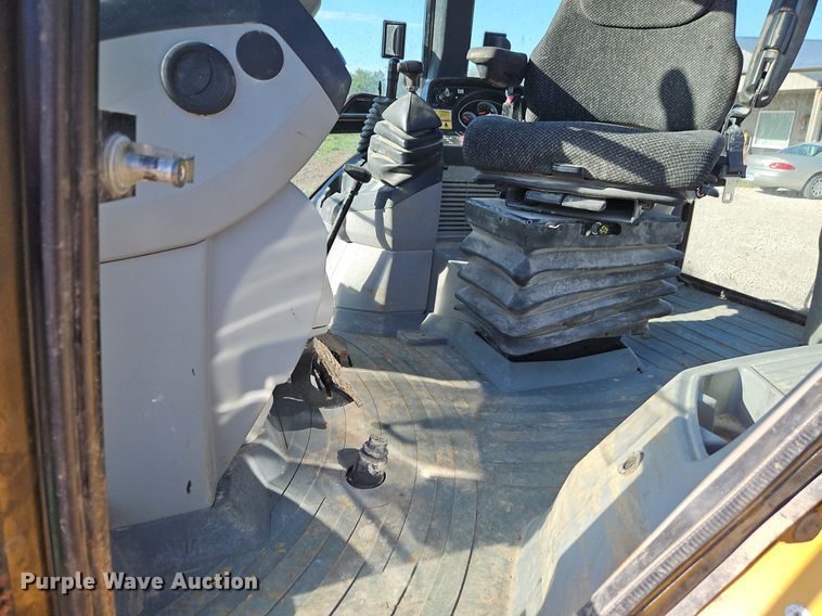 image for item EI3833 2012 Caterpillar 420E backhoe