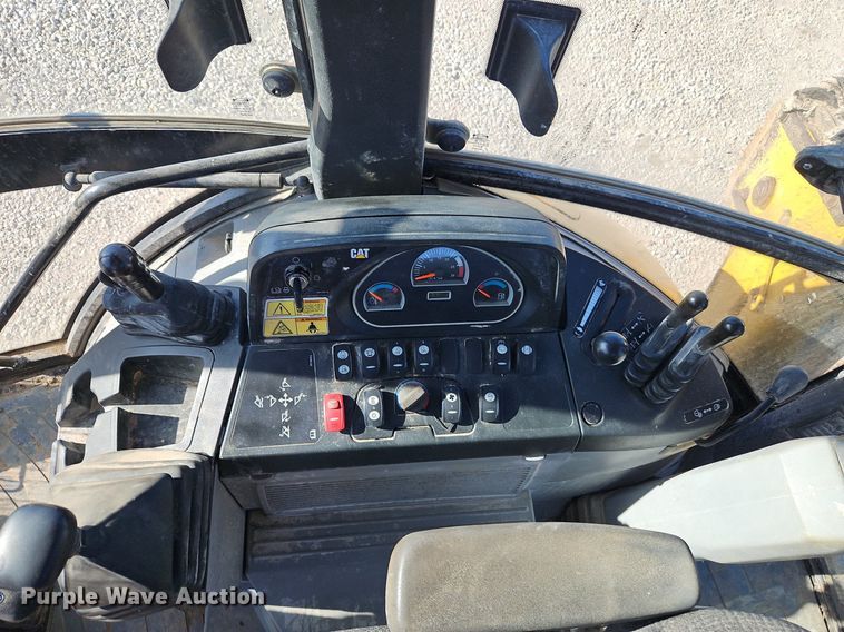 image for item EI3833 2012 Caterpillar 420E backhoe