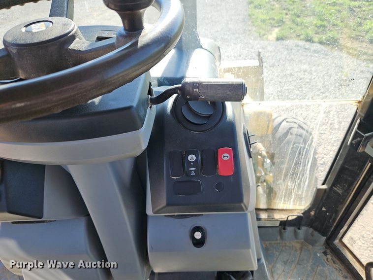 image for item EI3833 2012 Caterpillar 420E backhoe