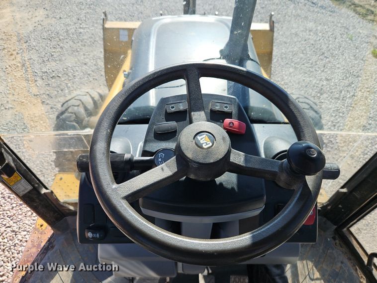 image for item EI3833 2012 Caterpillar 420E backhoe