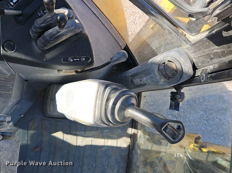 image for item EI3833 2012 Caterpillar 420E backhoe